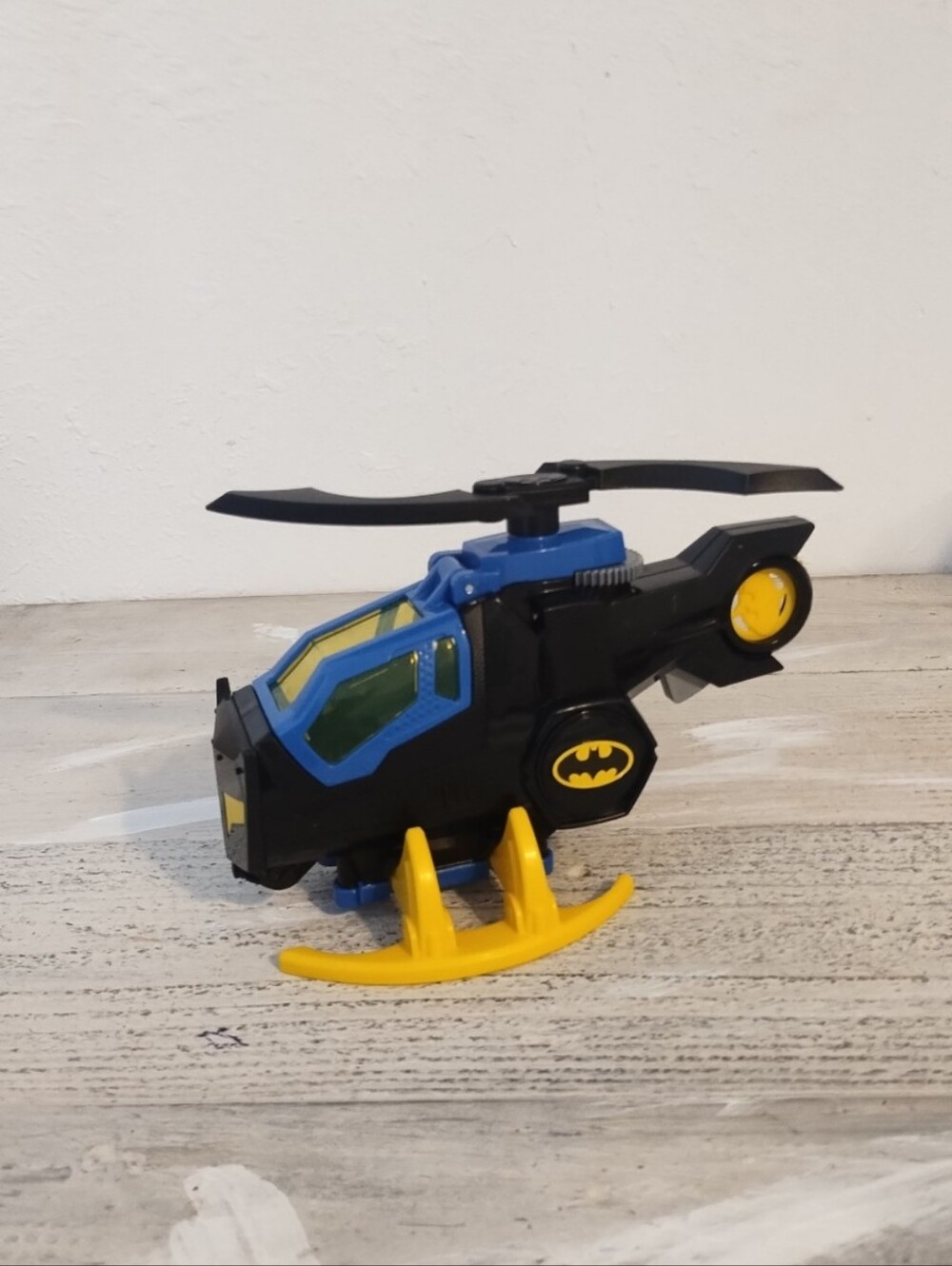 Imaginext DC Super Friends Batcopter Batman Fisher Price Helicopter Toy